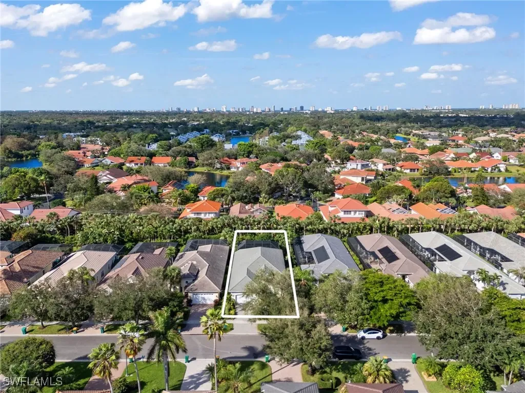5029 Kensington High Street Naples FL 34105