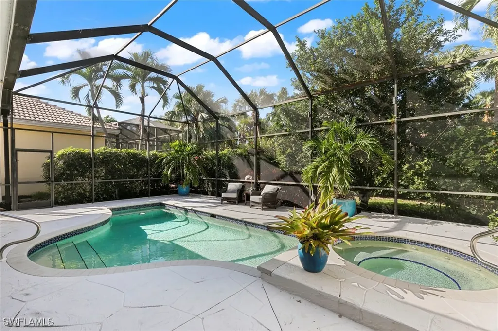 5029 Kensington High Street Naples FL 34105