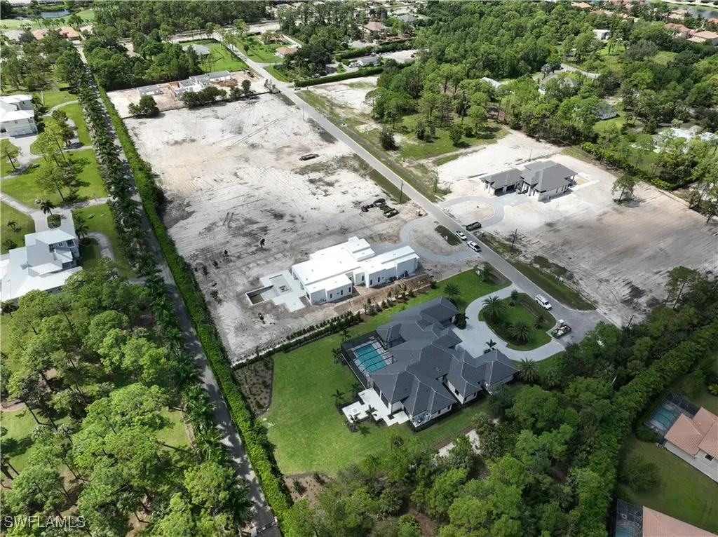 3070 Ravenna Avenue Naples FL 34120