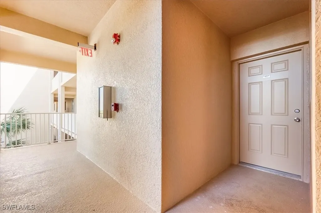 8320 Whiskey Preserve Circle Fort Myers FL 33919
