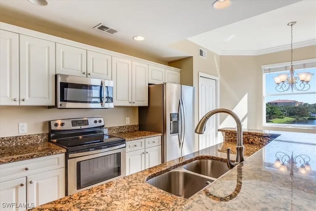 8320 Whiskey Preserve Circle Fort Myers FL 33919