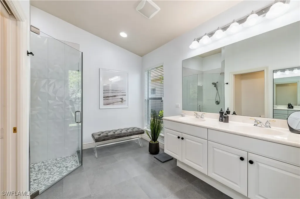 14066 Tivoli Terrace Bonita Springs FL 34135