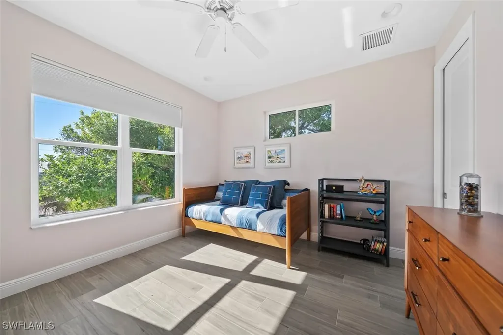 1311 Par View Drive Sanibel FL 33957