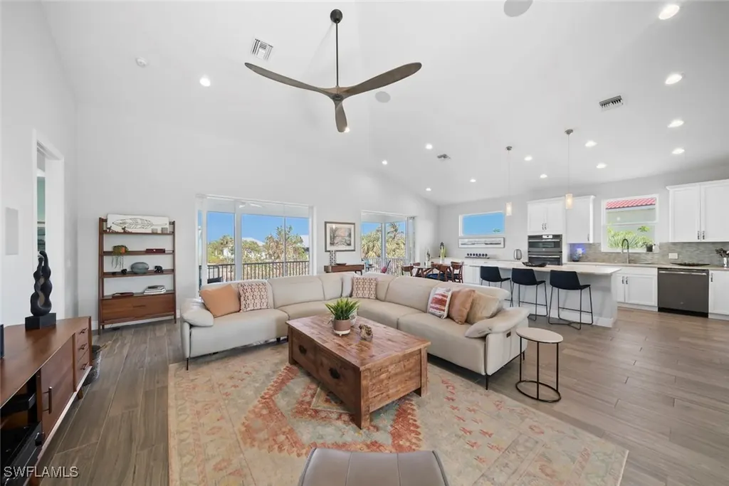 1311 Par View Drive Sanibel FL 33957