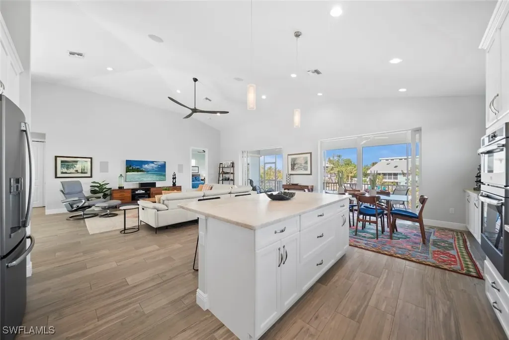 1311 Par View Drive Sanibel FL 33957