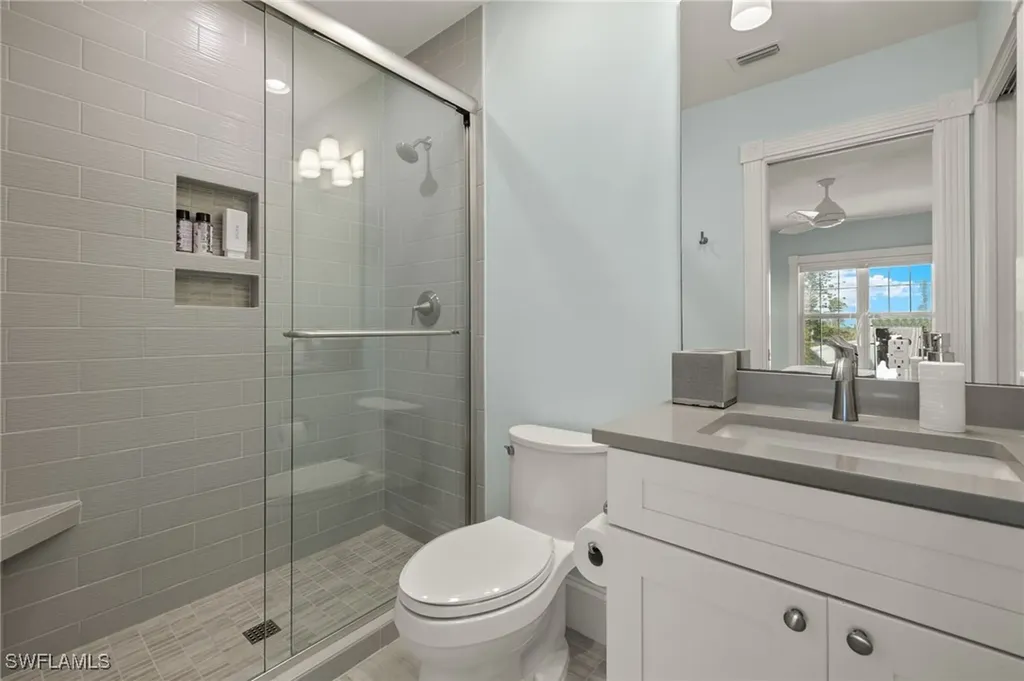 411 Bella Vista Way E Sanibel FL 33957