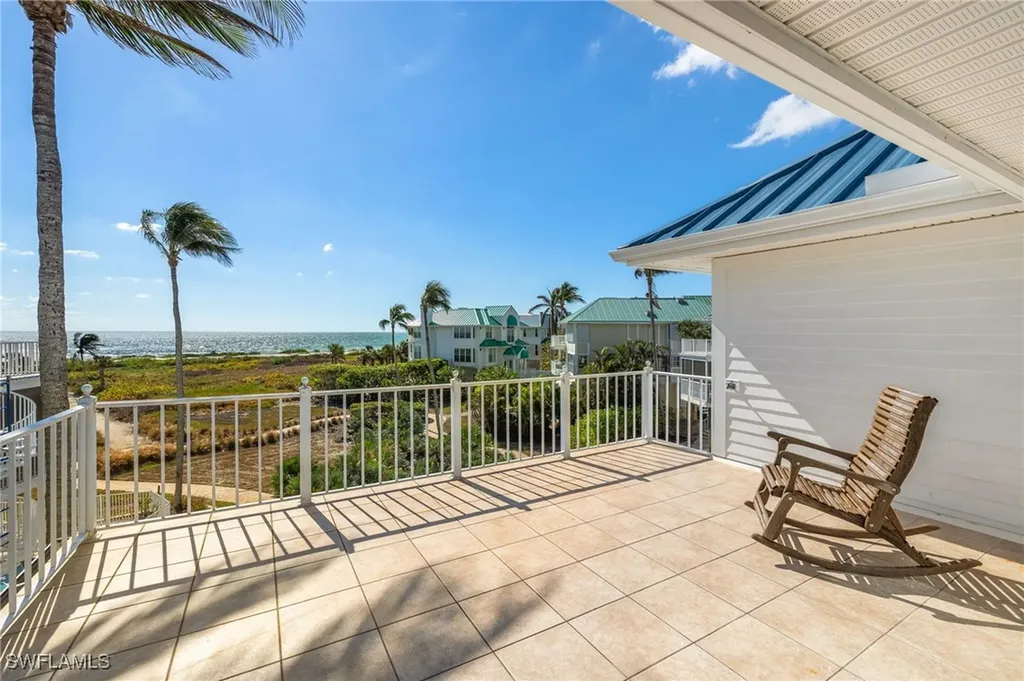411 Bella Vista Way E Sanibel FL 33957