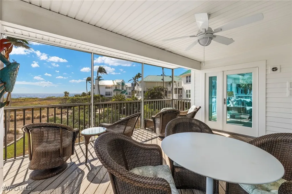 411 Bella Vista Way E Sanibel FL 33957