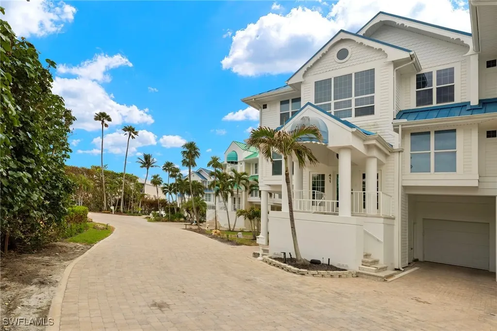 411 Bella Vista Way E Sanibel FL 33957