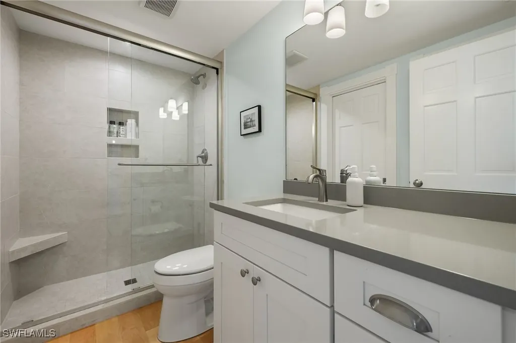 411 Bella Vista Way E Sanibel FL 33957
