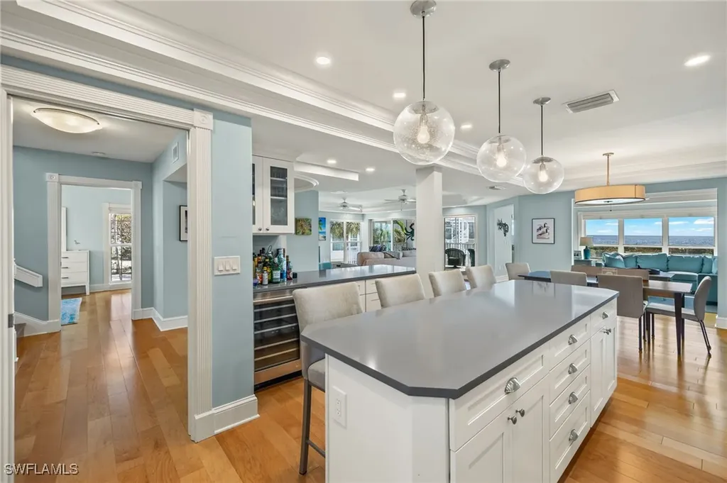 411 Bella Vista Way E Sanibel FL 33957