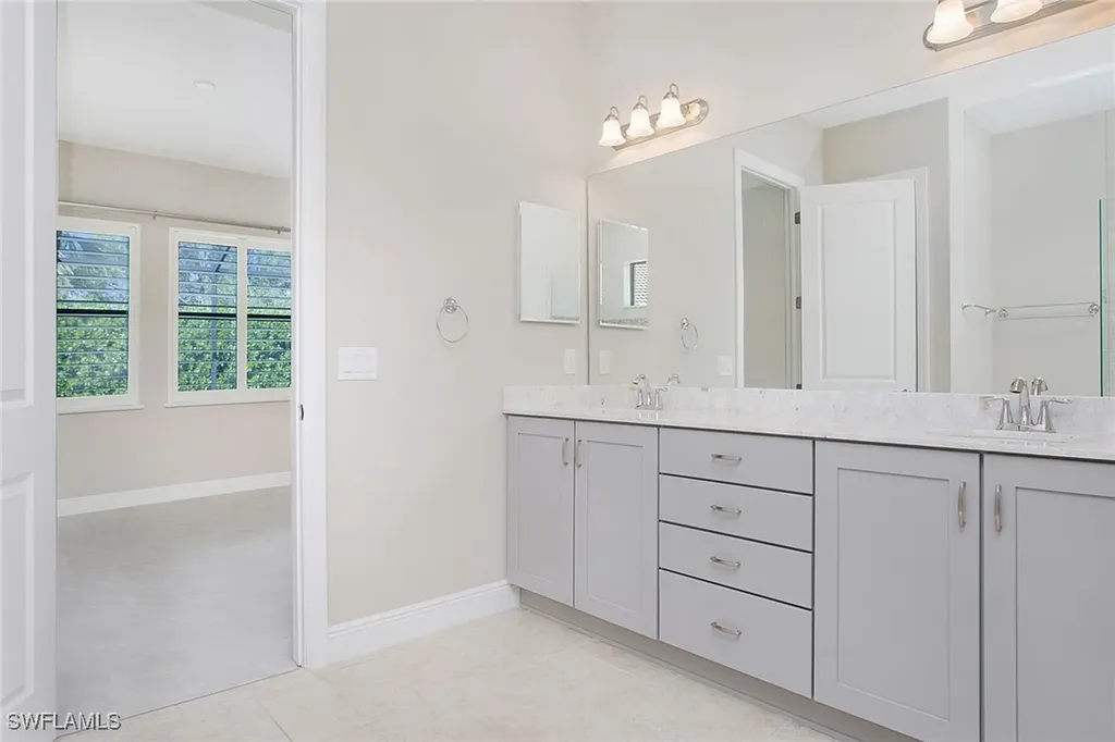 1385 Redona Way Naples FL 34113
