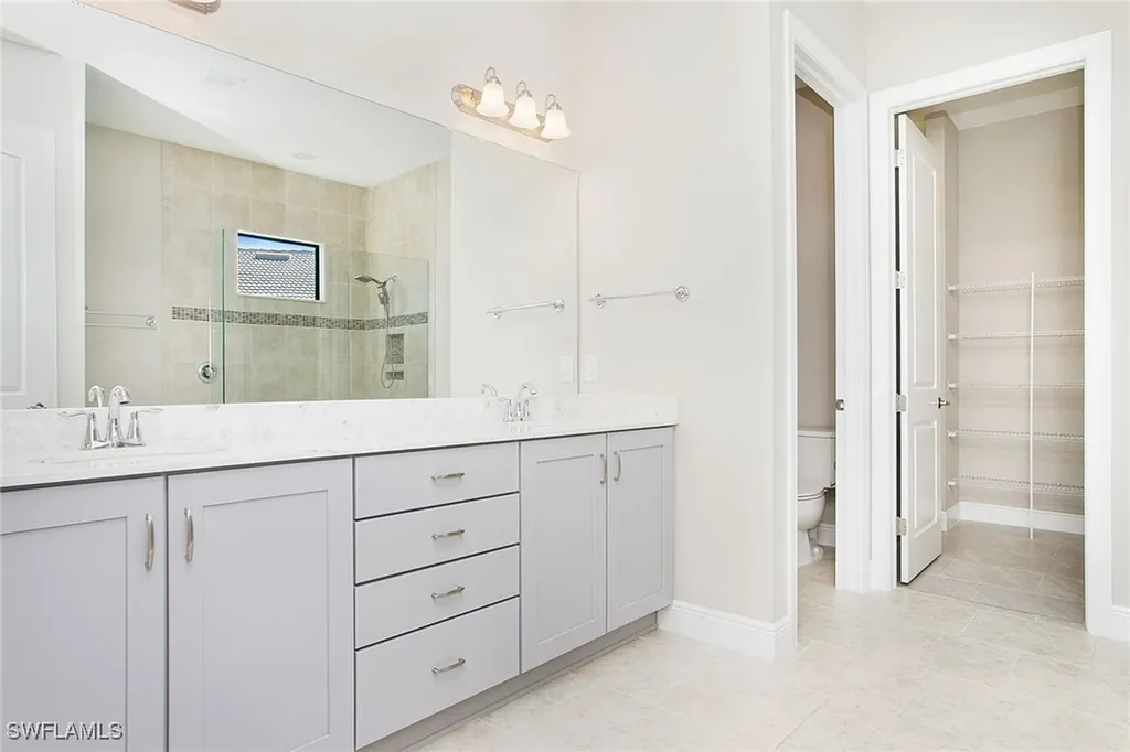 1385 Redona Way Naples FL 34113