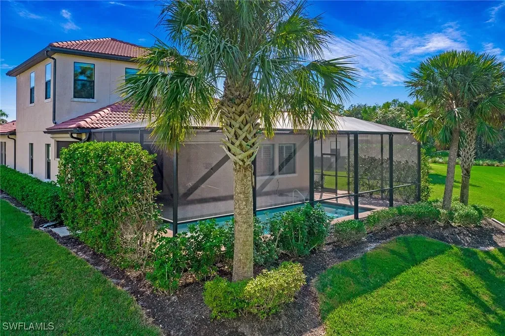 1385 Redona Way Naples FL 34113