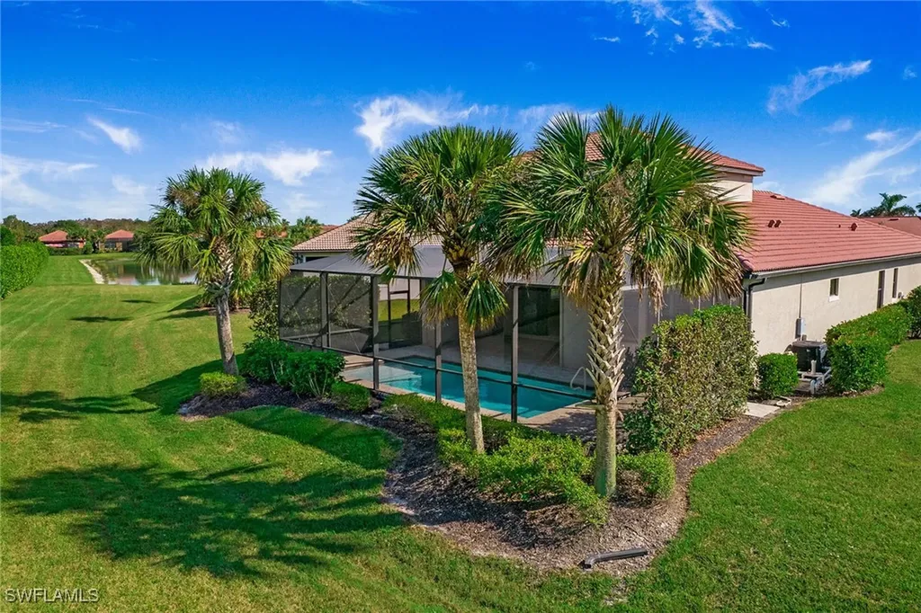 1385 Redona Way Naples FL 34113