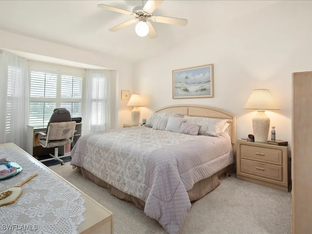 10806 Queen Anne Lane Naples FL 34109