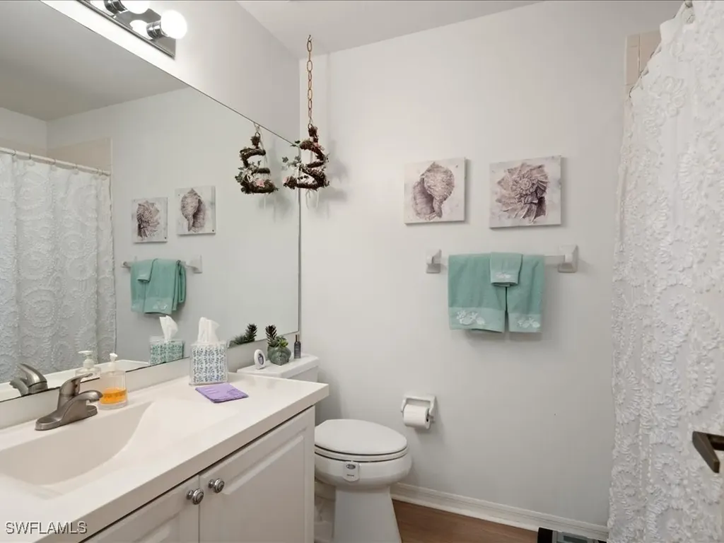 10806 Queen Anne Lane Naples FL 34109