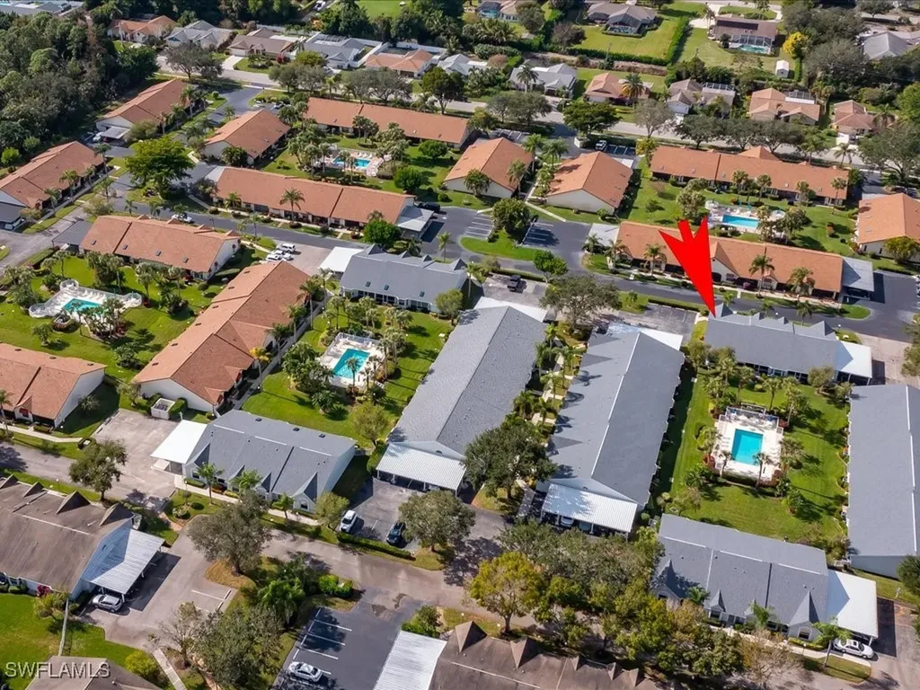 10806 Queen Anne Lane Naples FL 34109