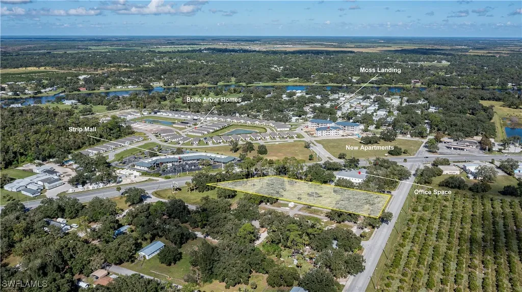 891 W Hickpochee Avenue Labelle FL 33935