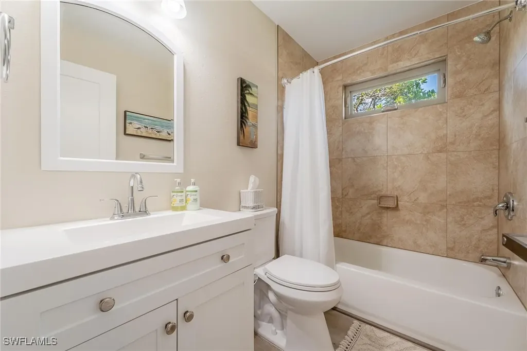 17593 Village Inlet Court Fort Myers FL 33908