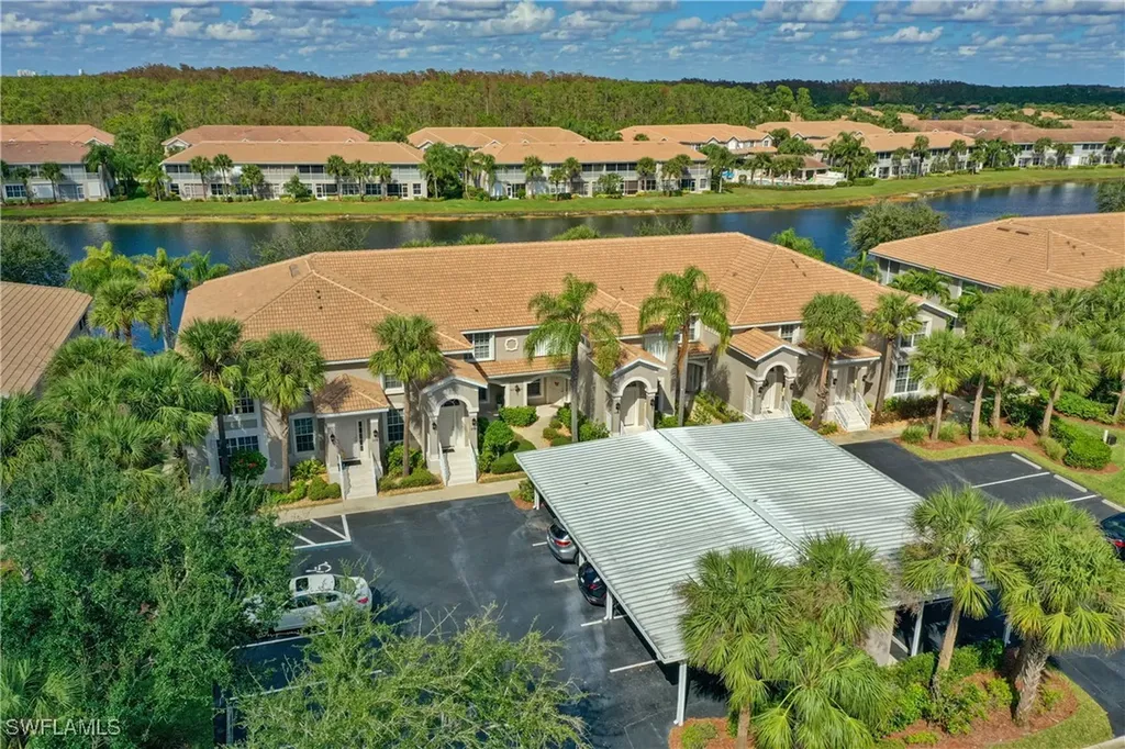 10128 Colonial Country Club Boulevard Fort Myers FL 33913