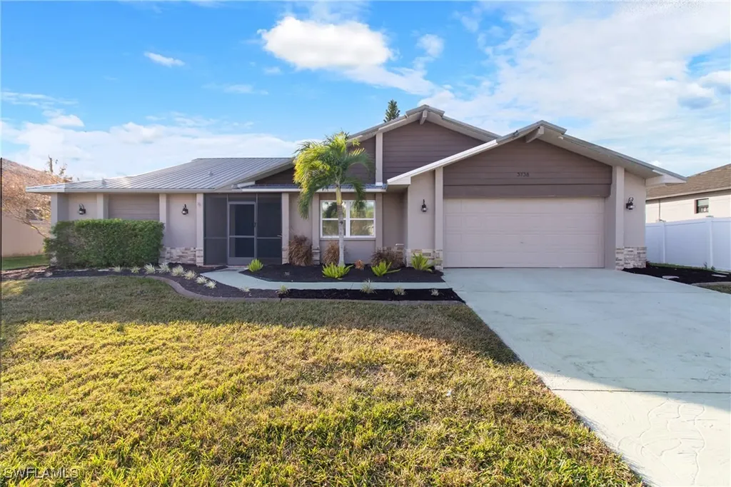 3738 SE 3rd Place Cape Coral FL 33904