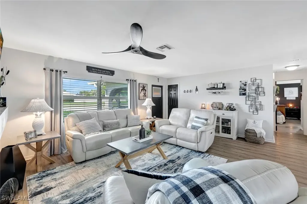 4311 Pelican Boulevard Cape Coral FL 33914