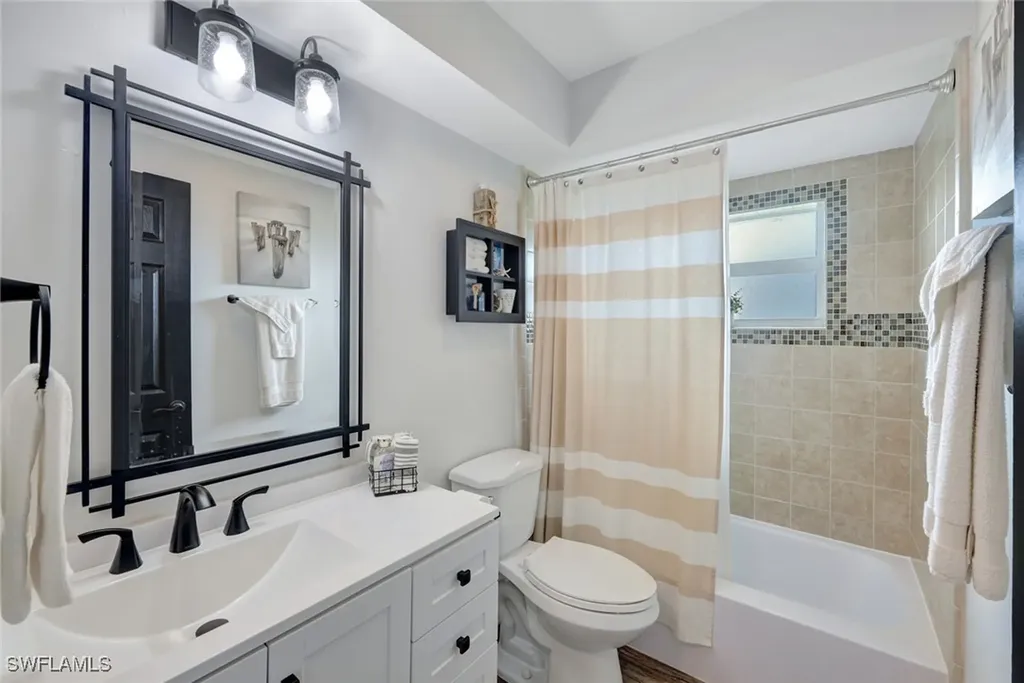 4311 Pelican Boulevard Cape Coral FL 33914