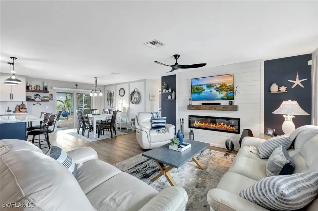 4311 Pelican Boulevard Cape Coral FL 33914