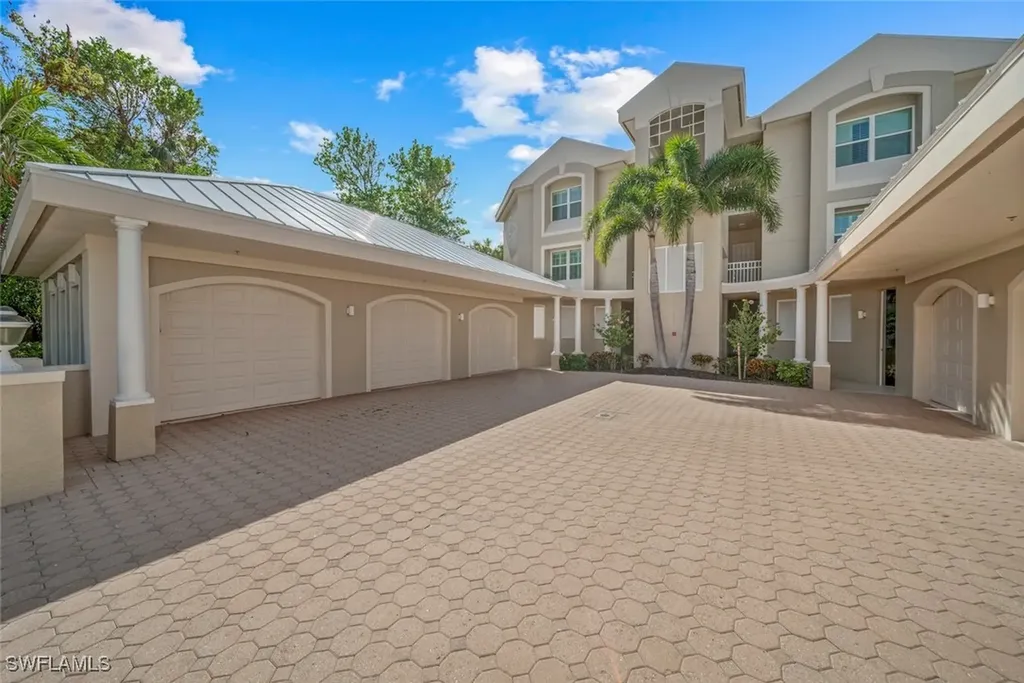 5669 Baltusrol Court Sanibel FL 33957