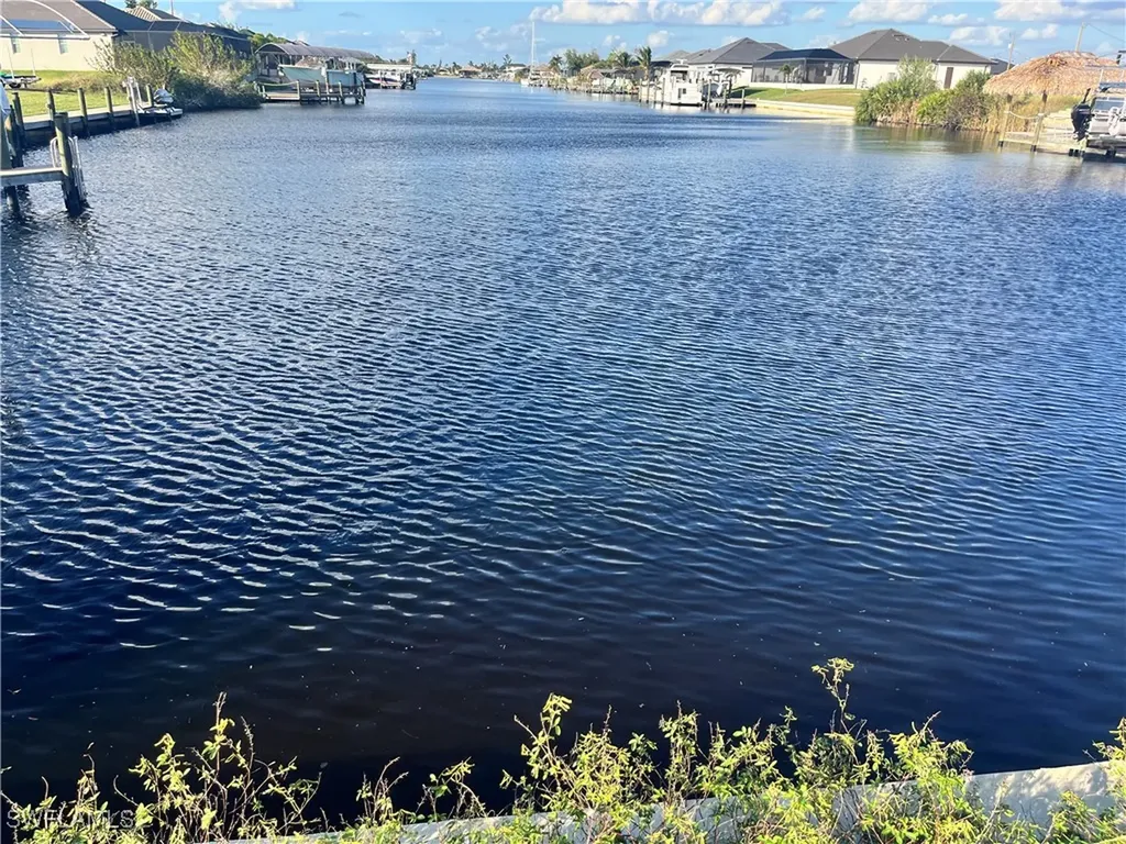 4103 NW 12th Street Cape Coral FL 33993