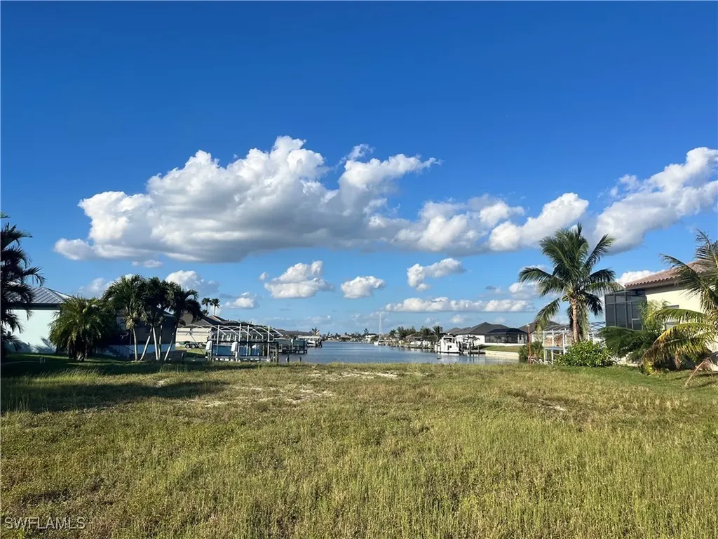 4103 NW 12th Street Cape Coral FL 33993