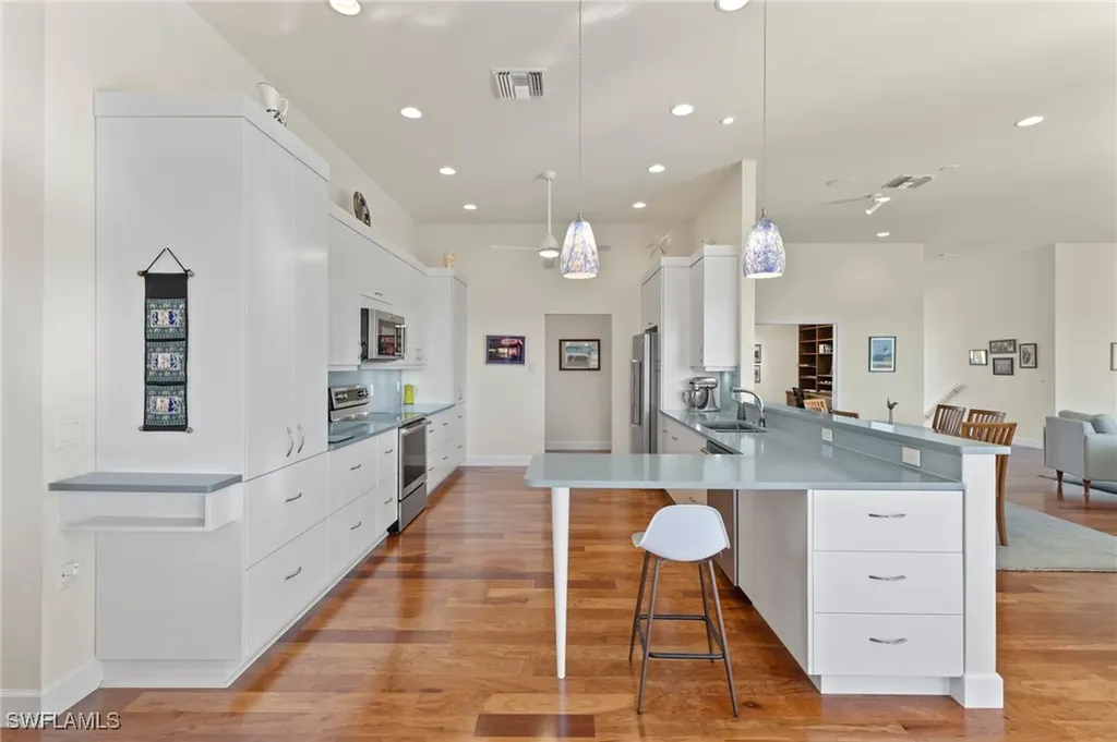 819 Birdie View Point Sanibel FL 33957