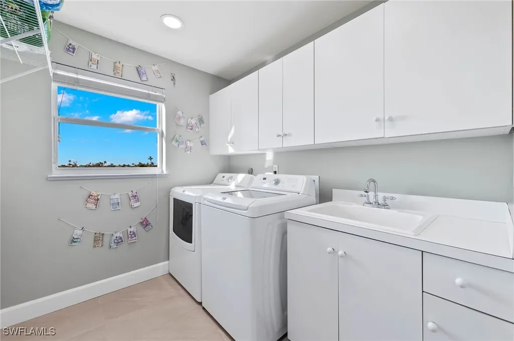 819 Birdie View Point Sanibel FL 33957