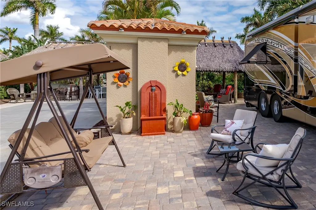 13446 Ladyfish Lane Naples FL 34114