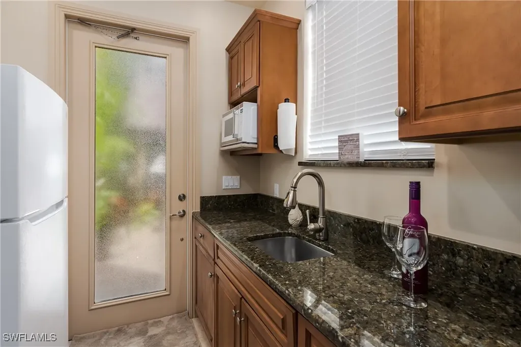 13446 Ladyfish Lane Naples FL 34114