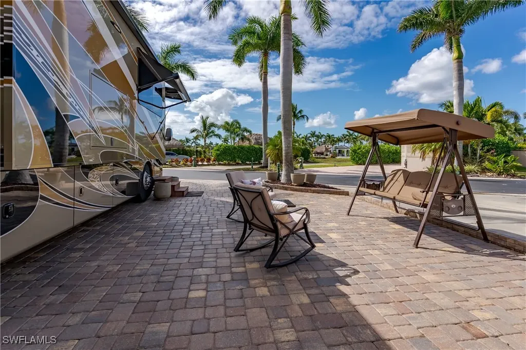13446 Ladyfish Lane Naples FL 34114