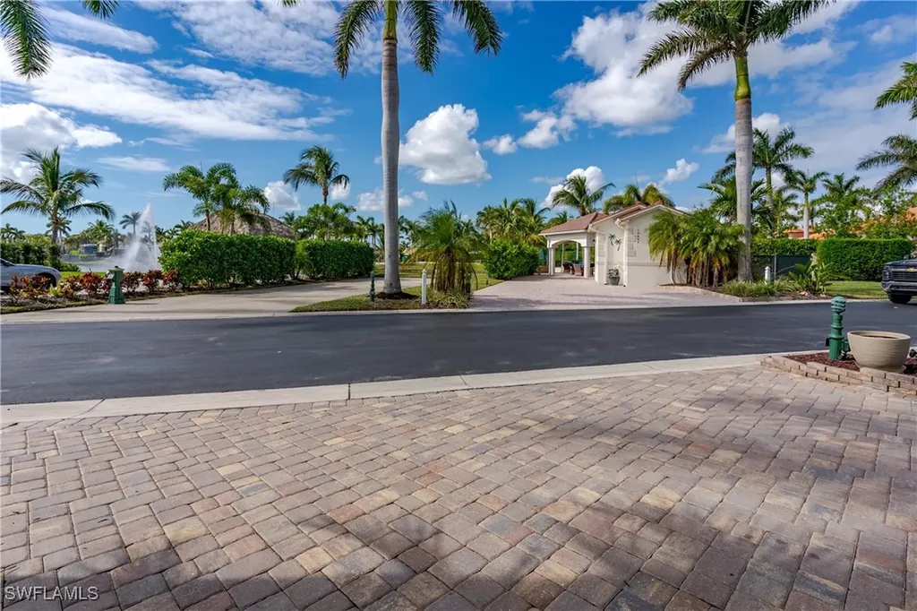 13446 Ladyfish Lane Naples FL 34114