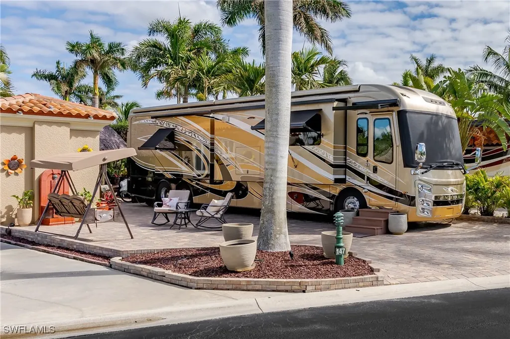13446 Ladyfish Lane Naples FL 34114