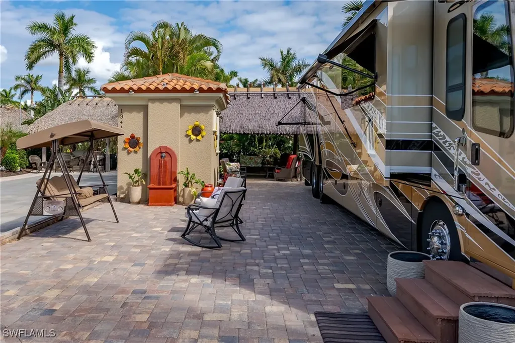13446 Ladyfish Lane Naples FL 34114