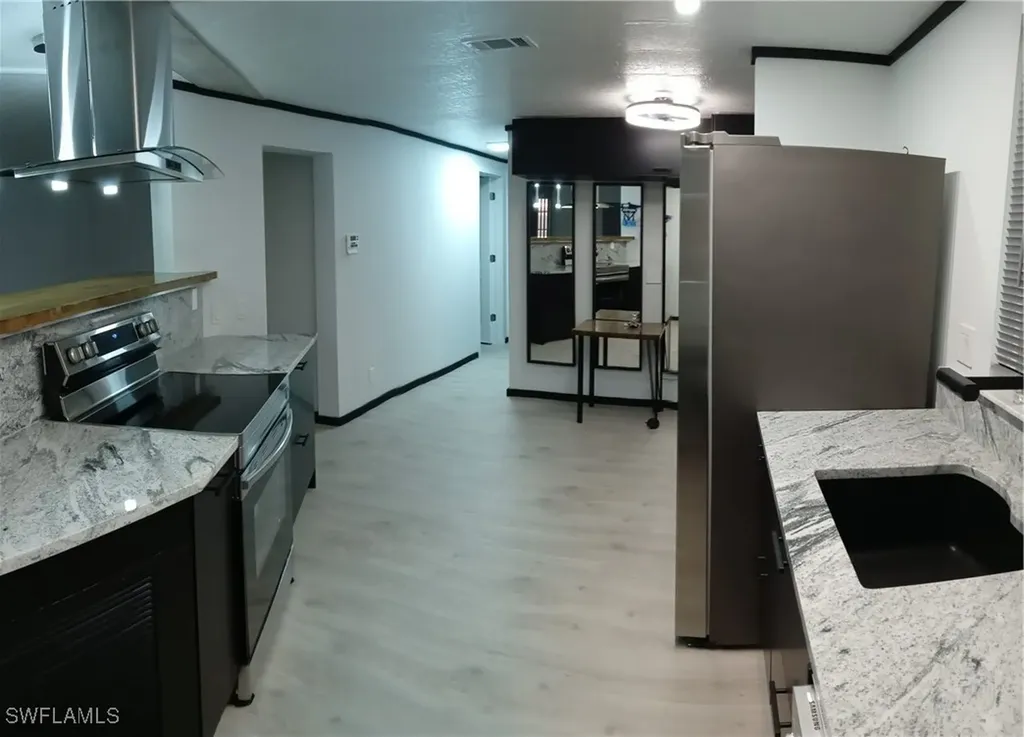 5502 Ben Franklin Lane North Fort Myers FL 33917