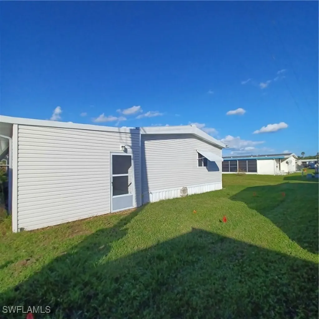 5502 Ben Franklin Lane North Fort Myers FL 33917