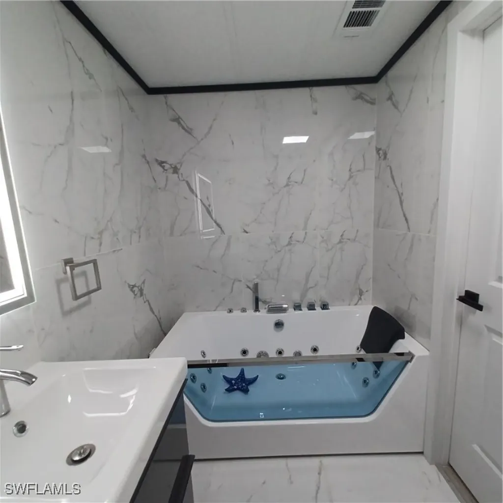 5502 Ben Franklin Lane North Fort Myers FL 33917