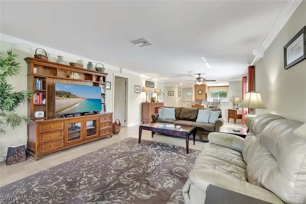 70 Glades Boulevard Naples FL 34112