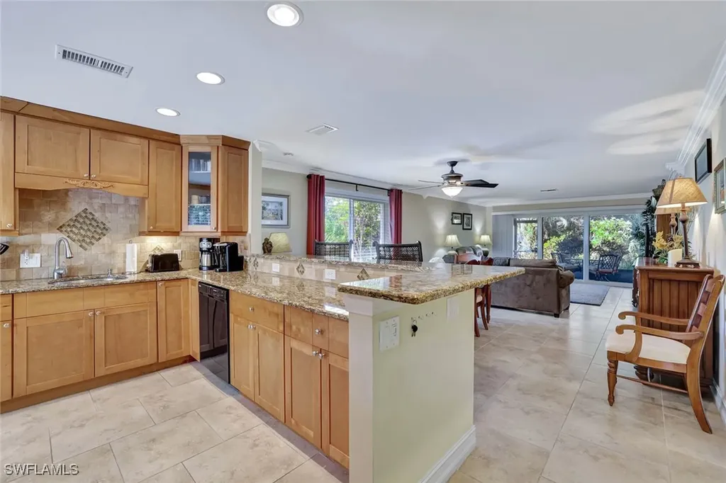 70 Glades Boulevard Naples FL 34112