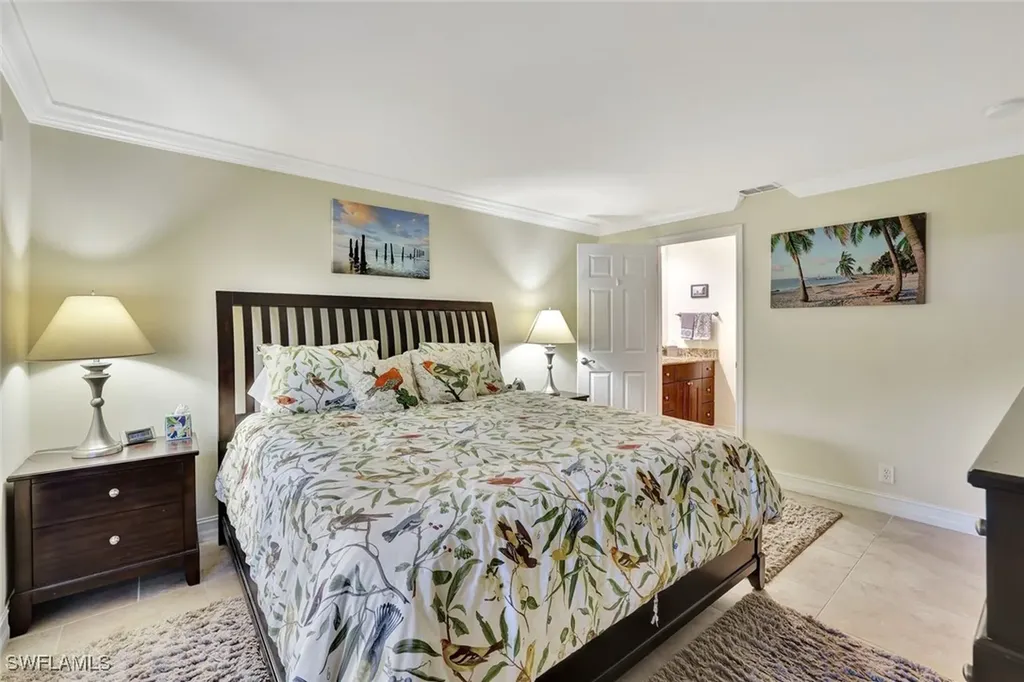 70 Glades Boulevard Naples FL 34112