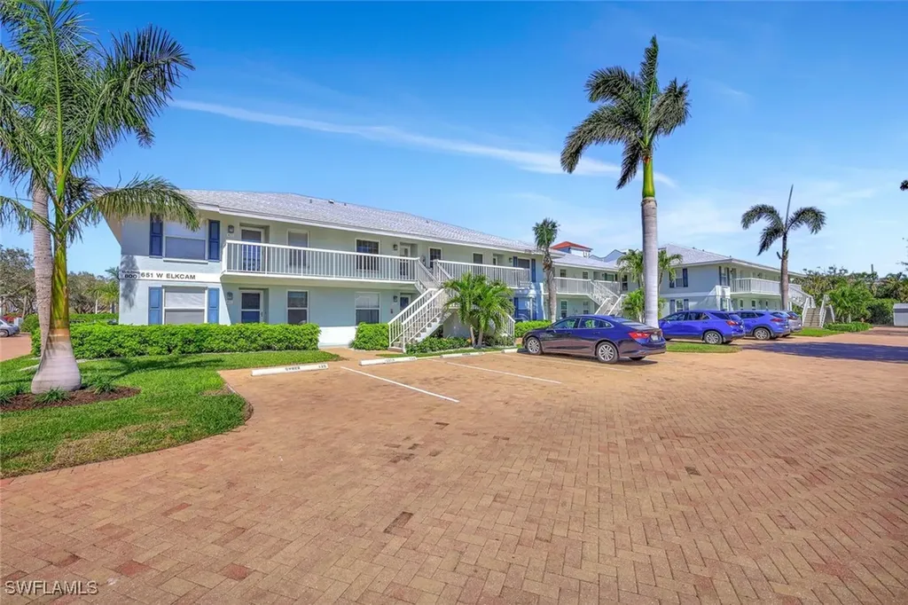 711 W Elkcam Circle Marco Island FL 34145