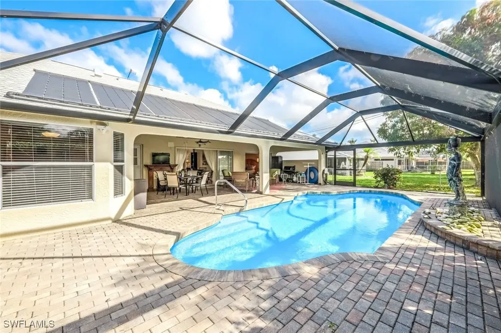 206 SE 19th Lane Cape Coral FL 33990