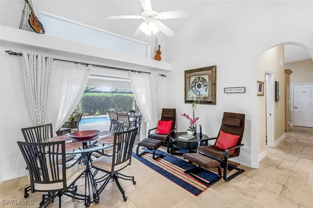 206 SE 19th Lane Cape Coral FL 33990