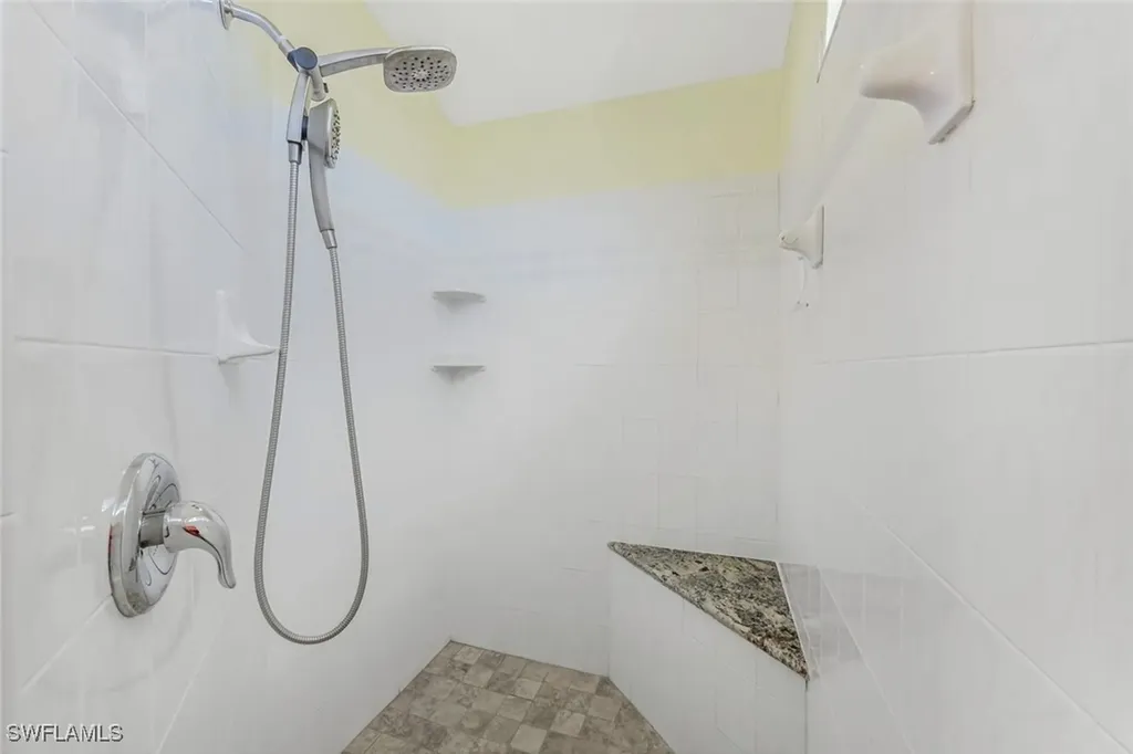 206 SE 19th Lane Cape Coral FL 33990